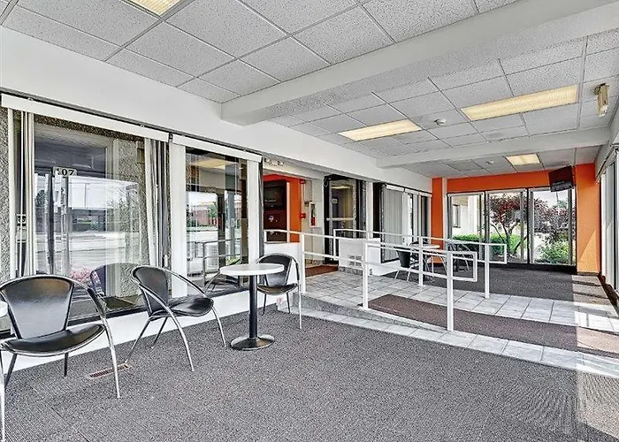 6-villa Park, Il - Chicago West 3*