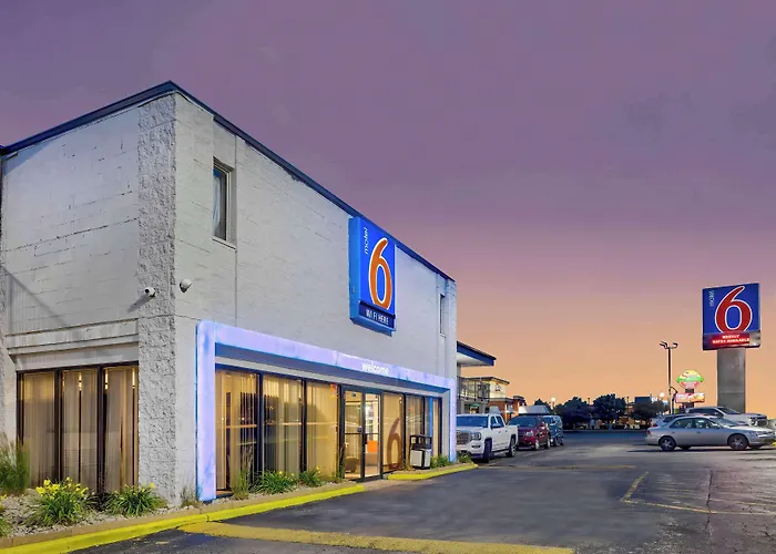Hotel 6-villa Park, Il - Chicago West 3*