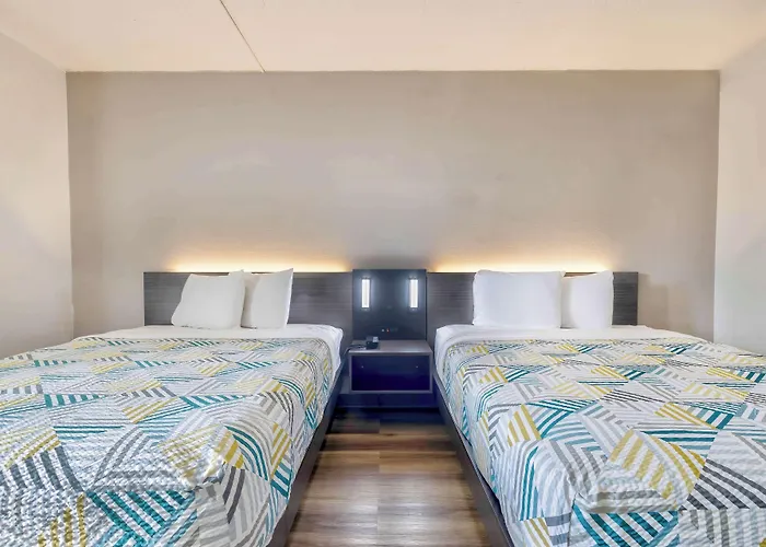 6-villa Park, Il - Chicago West 3*