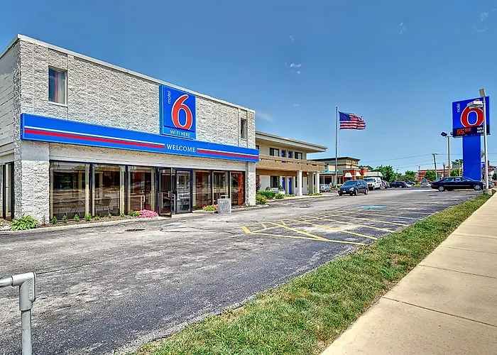 6-villa Park, Il - Chicago West Hotel 3*